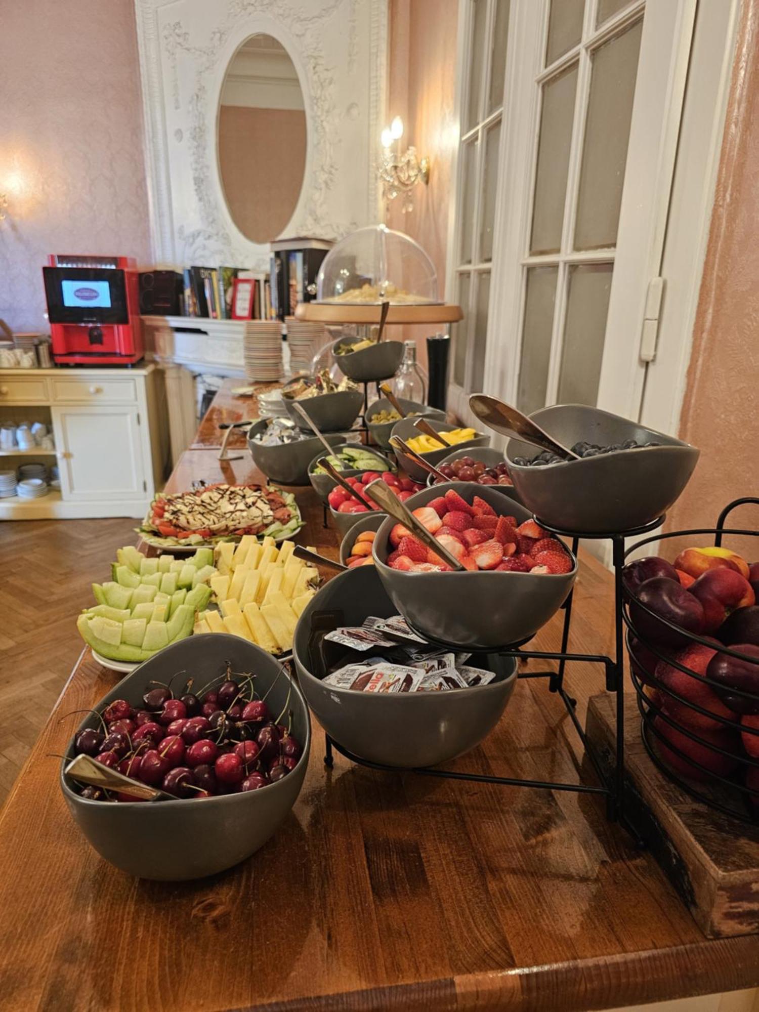 Hotel Pension Museum Виена Екстериор снимка