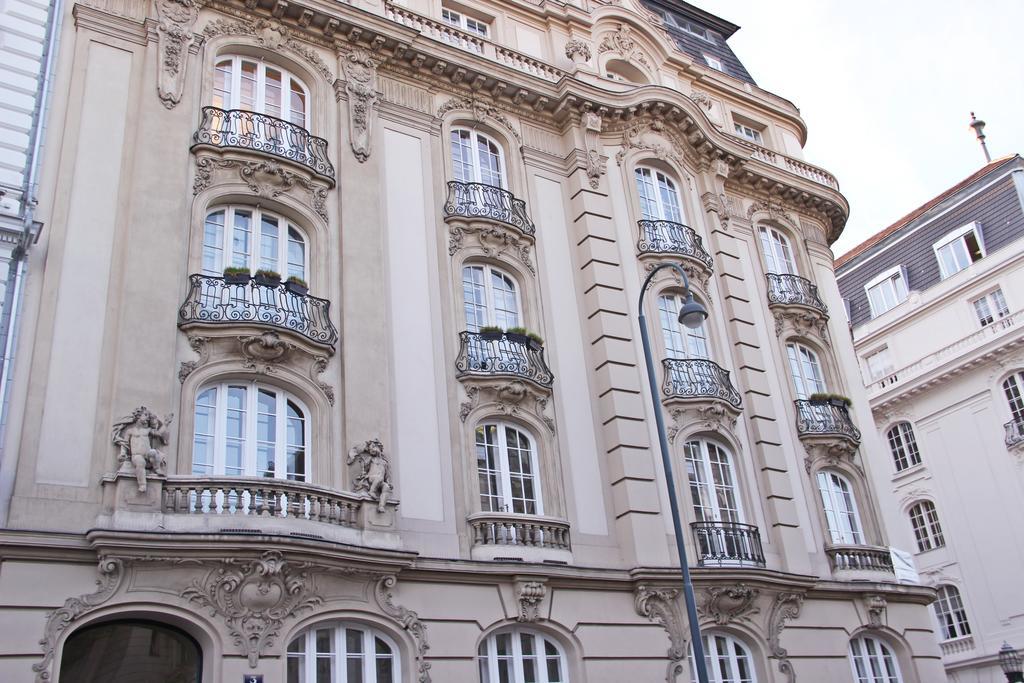 Hotel Pension Museum Виена Екстериор снимка