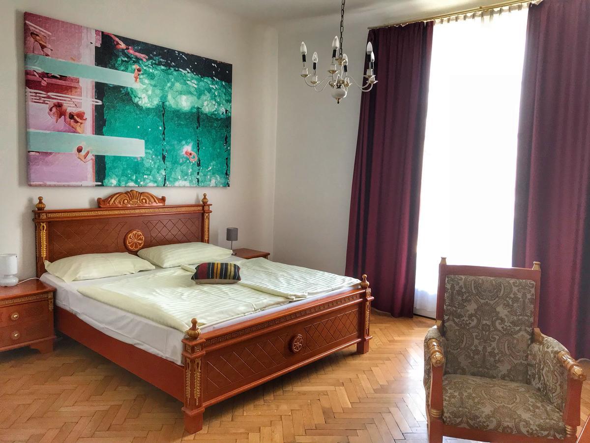 Hotel Pension Museum Виена Екстериор снимка